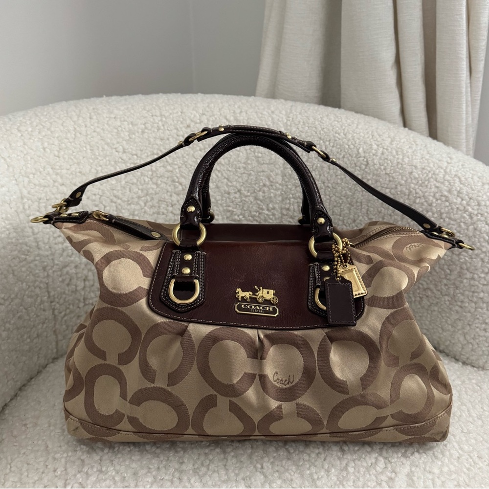Coach Handbag - Picture 5 of 11